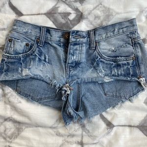 One Teaspoon Low Waist Bonita Shorts